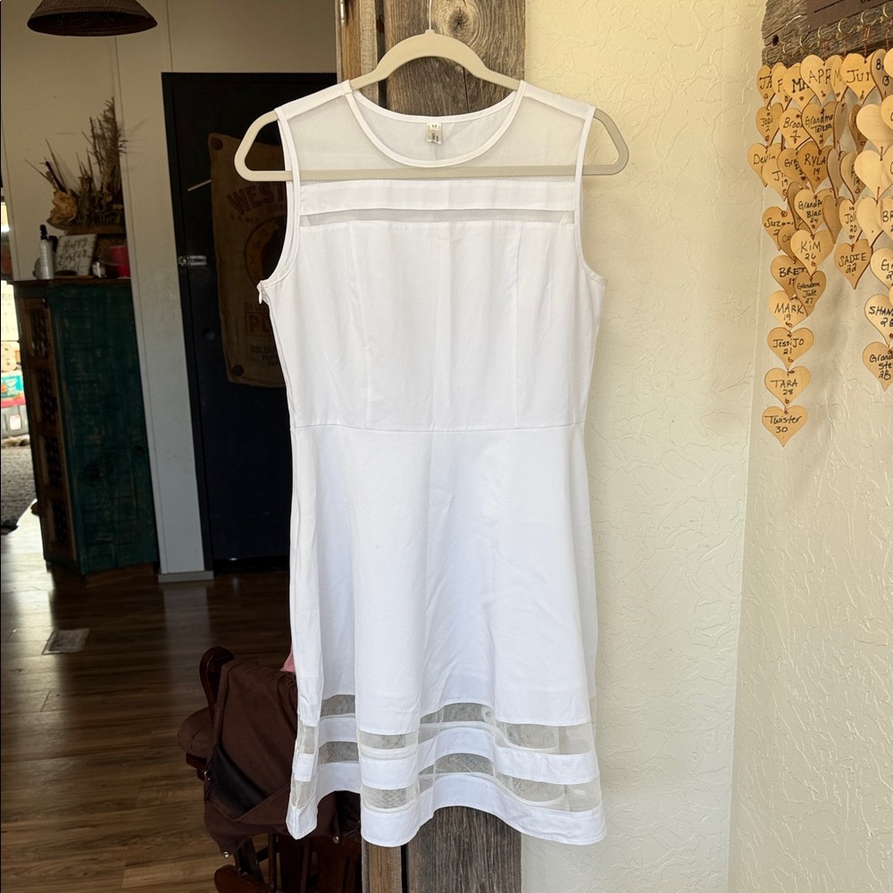 Elegant CLASSY White Sleeveless Dress